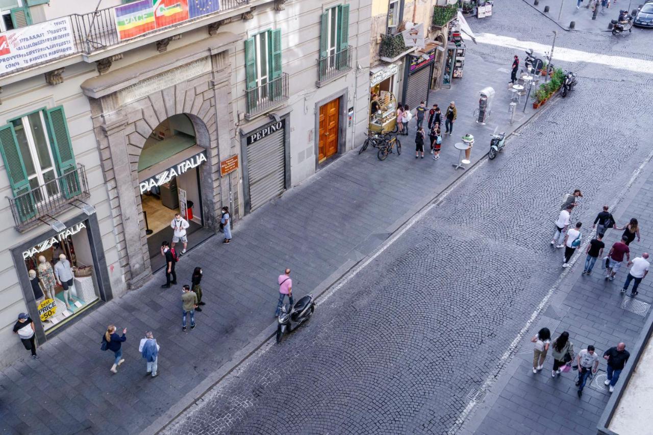 Piazza Carita Hotell Neapel Exteriör bild