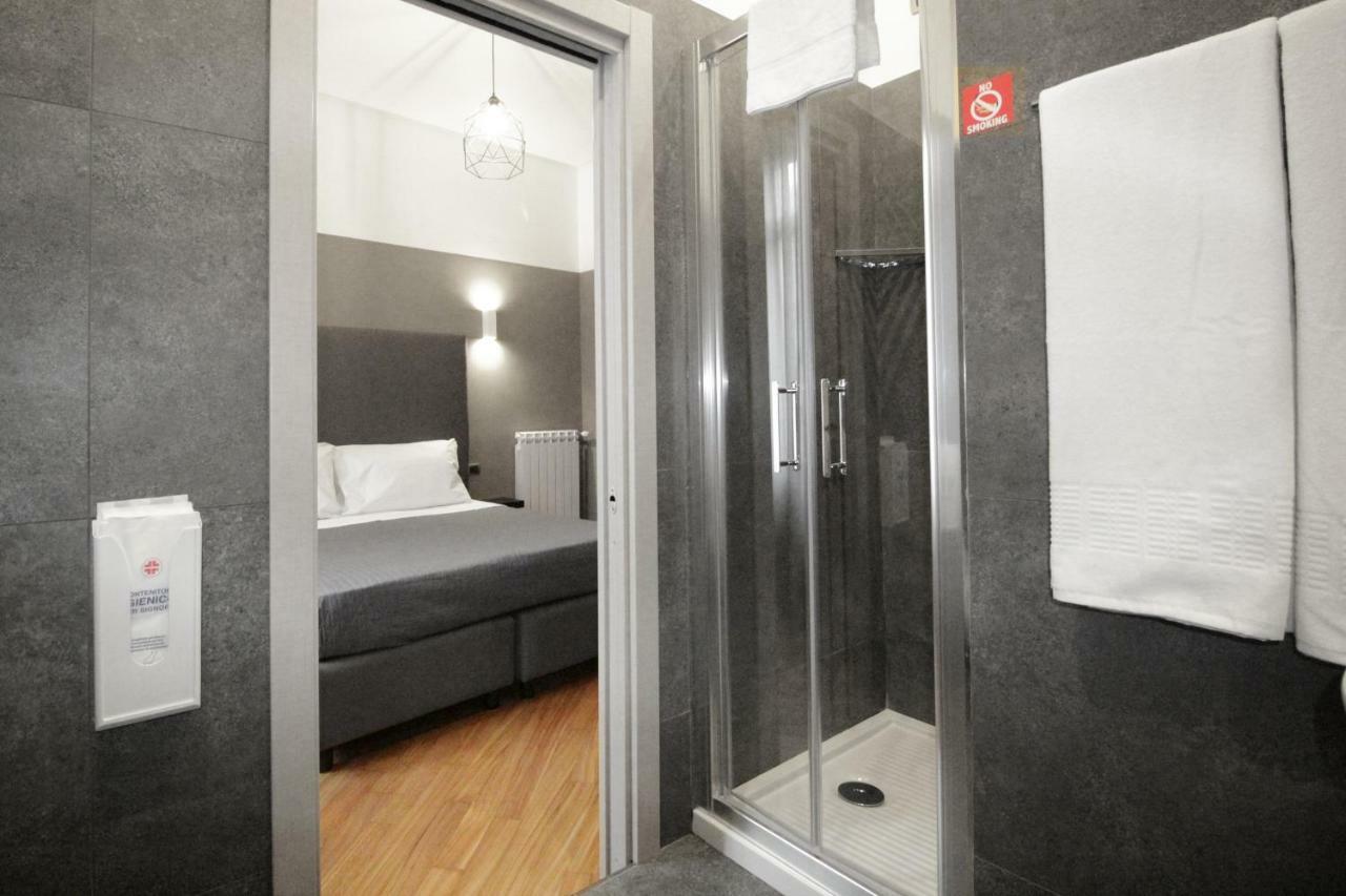 Piazza Carita Hotell Neapel Exteriör bild